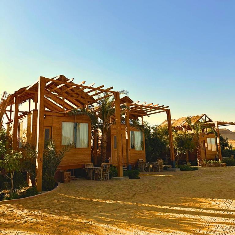 Northern Lake Lodge - B&B Ibshawāy