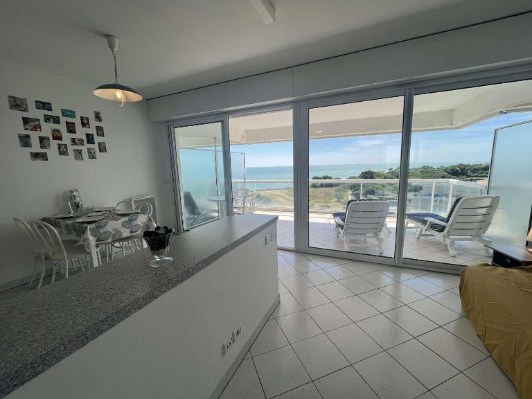 Appartement Studio LA ROCHELLE - LR110-G53 - Chambres d'hôtes La Rochelle