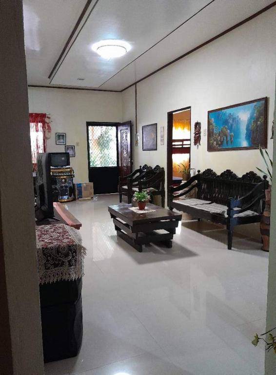 Sophia's Transient House Pagudpud - B&B Pagudpud