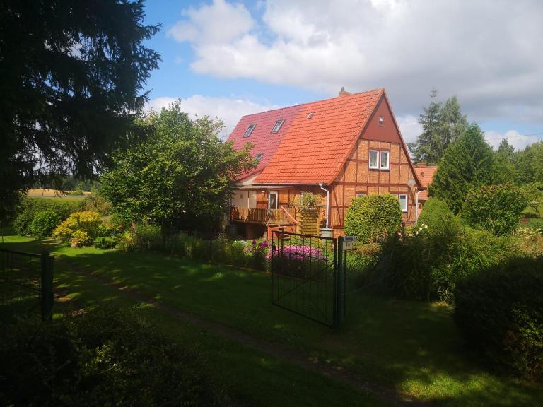 Ferienhof Maikito - Chambres d'hôtes Lalendorf