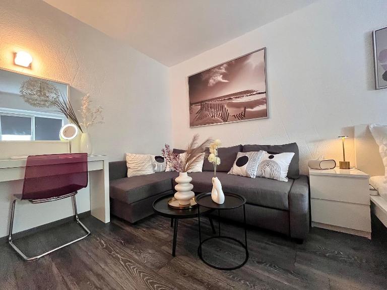 FLH Liberty Home - 2 Queen Beds, Balcony & Free Parking - Chambres d'hôtes Constanța