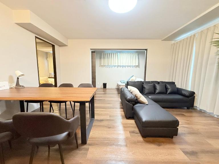 Twinberry CHITOSE - Bed and Breakfast Chitose