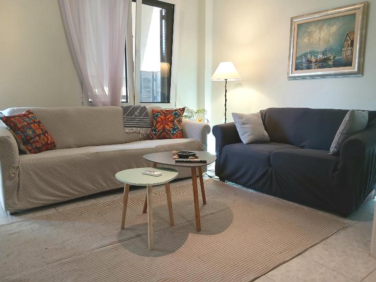 Capt73134 - B&B Chania