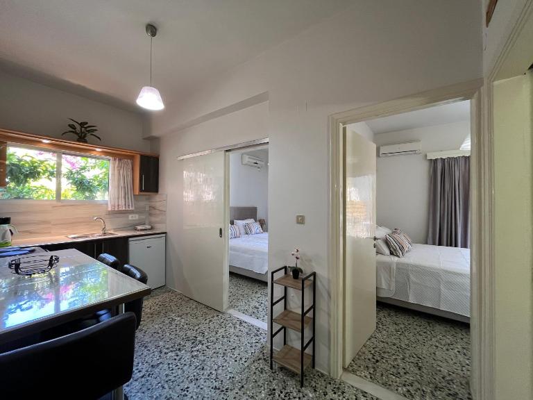 Nikos Studios Apts & Suites - Ferienwohnung Koróni