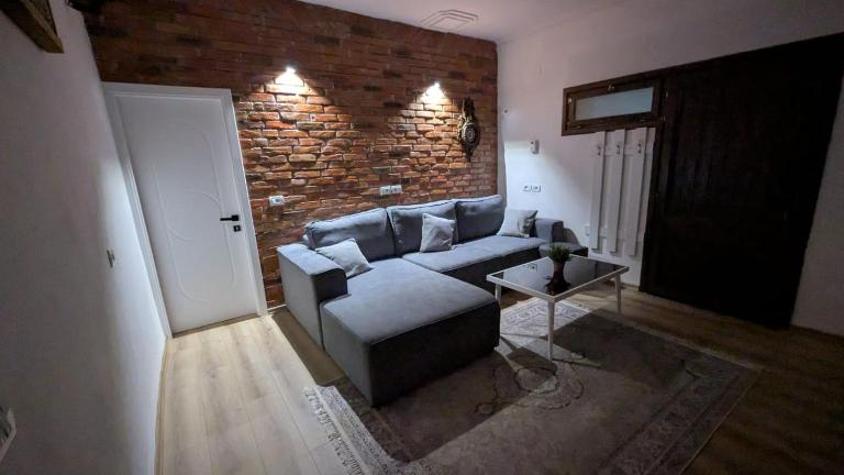 The Parkside Villa Apartment I - B&B Berat