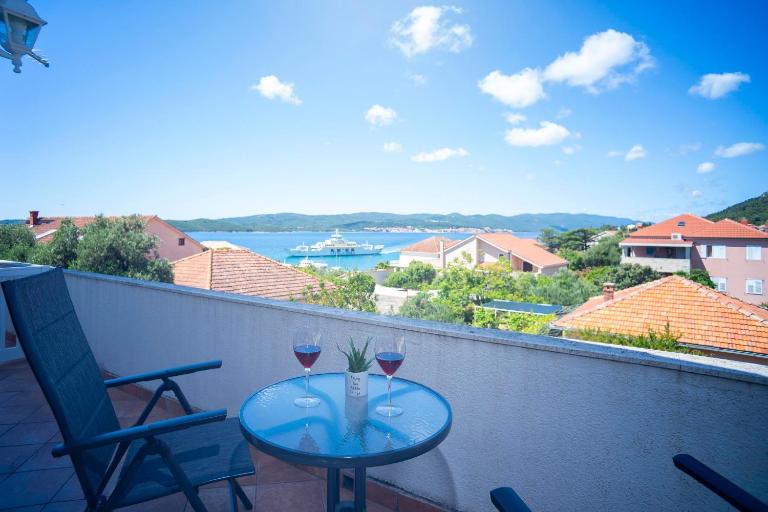 Villa MAR - Ferienwohnung Orebic