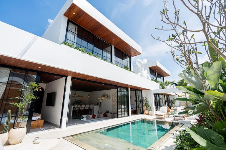 The Ultimate Villa - 8BR in Canggu - B&B Padang