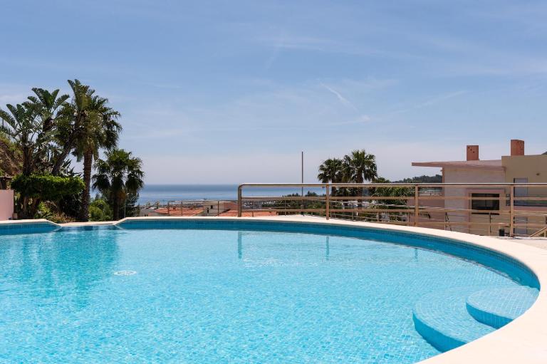 BmyGuest - Sesimbra Palames Beach & Pool Apartment - Ferienwohnung Sesimbra