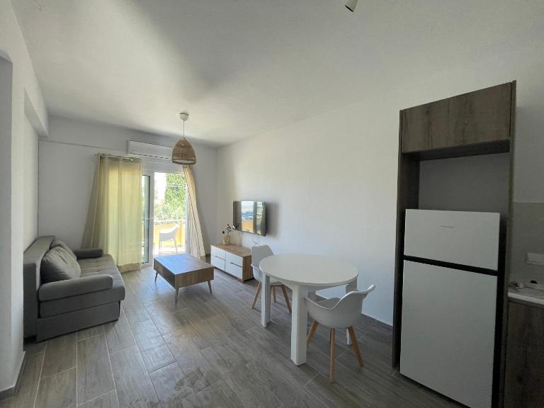 Green Bay Cosy Escape - Bed and Breakfast Protaras