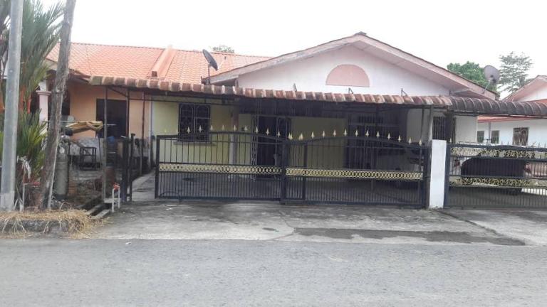 Yanzz Homestay - Bed and Breakfast Kampung Sorosob