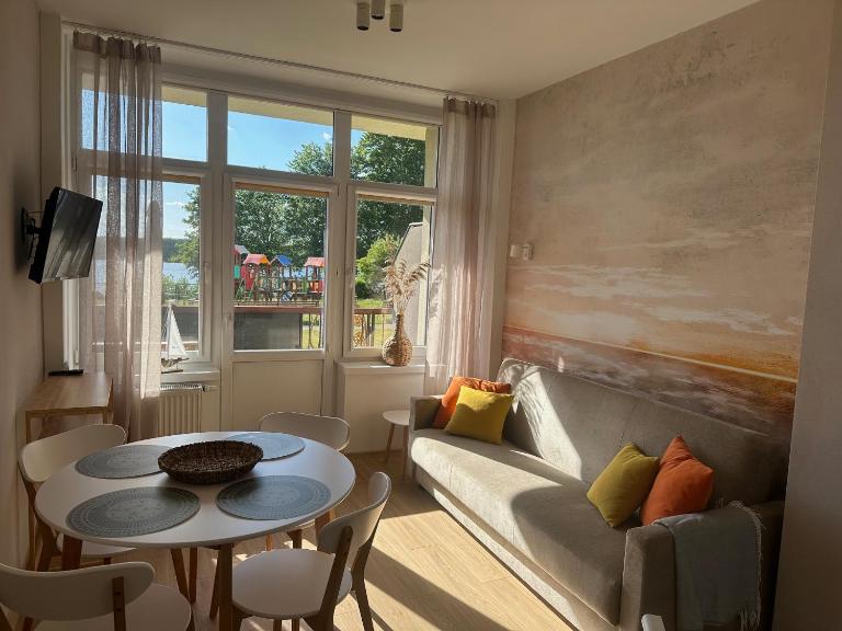 KAMERALNY przy promenadzie - domki, apartamenty, pokoje - Ferienwohnung Charzykowy