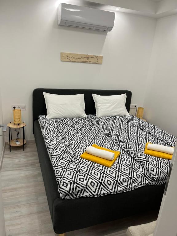 GebriDay Apartman - Bed and Breakfast Siófok
