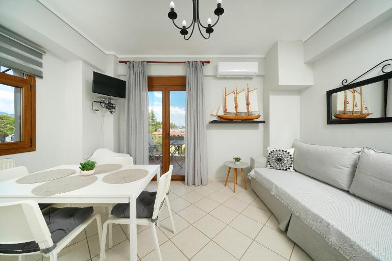 En Iko Christianna - B&B Olympiada