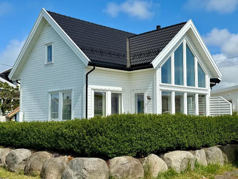 Holiday home near the sea - B&B Farsund