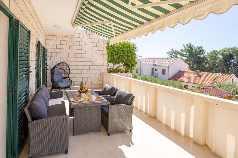 Apartments Jelavic Bol - B&B Bol