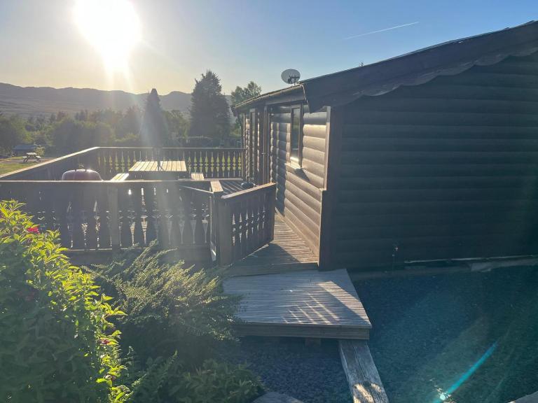Home From Home LogCabin - B&B Trawsfynydd