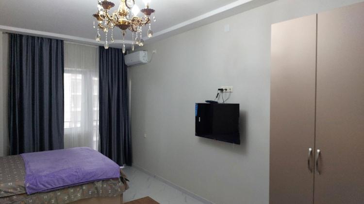 bina 95 - Bed and Breakfast Batoemi