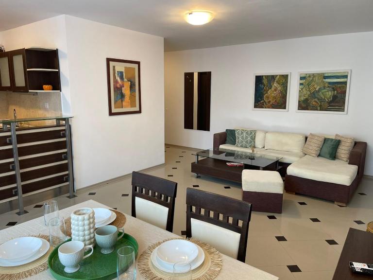 Делукс Апартамент Лазур Поморие - B&B Pomorie
