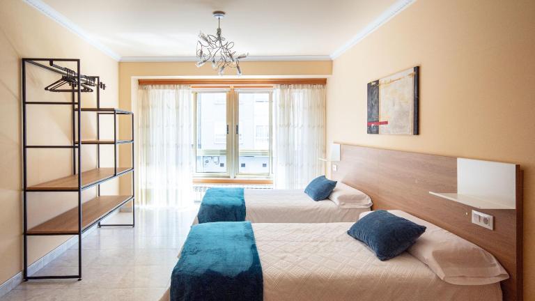AG Piso Río Miño Carballo, a 700m del centro - B&B Carballo