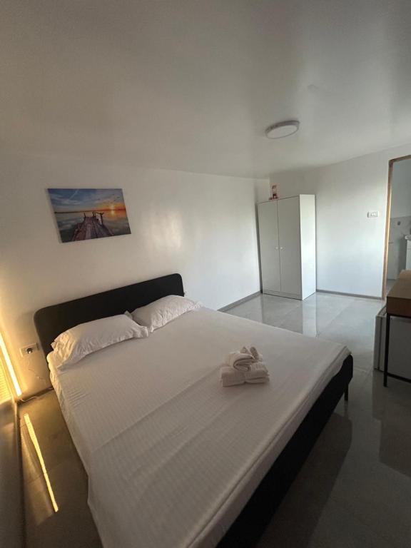 Tiny Hub - Ferienwohnung Costineşti