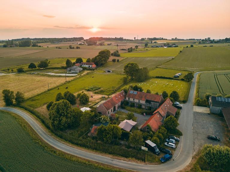 B&B De Deugdzonde - Chambres d'hôtes Sint-Denijs