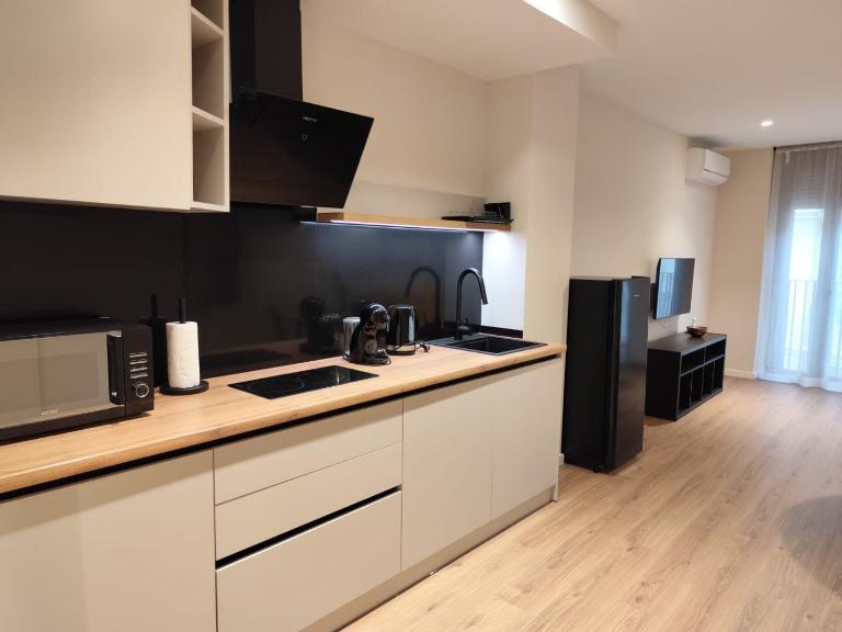 Bazan 51 7 - B&B Alicante