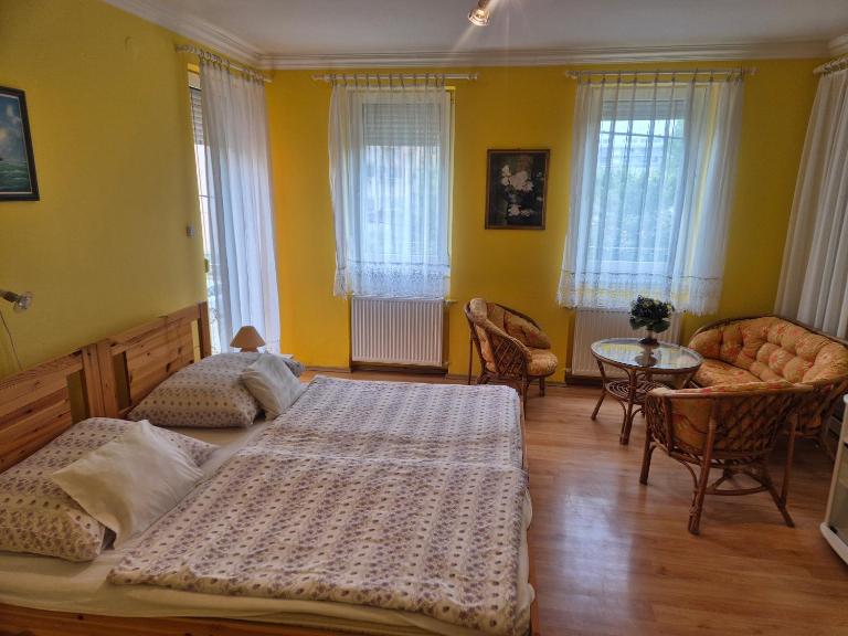 Villa Harmónia - B&B Hévíz