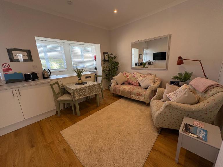 Flat in the heart of Leigh on Sea less than 2 miles from the beach - B&B Southend-on-Sea