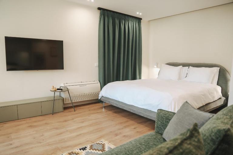 Heart Of Tirana Apartments - Bed and Breakfast Tirana