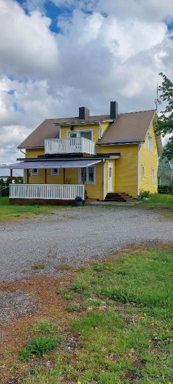 Omakotitalo Pirintie 22, Härmä - B&B Kauhava