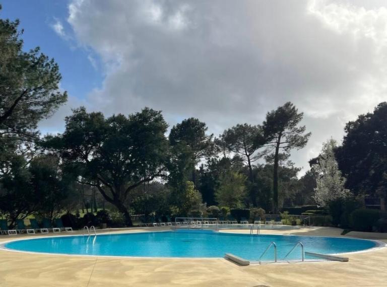 Appartement 6 personnes, 40m2, lave-linge, 2 salles de bain, grand balcon, piscine et proche golf - B&B Moliets-et-Maa