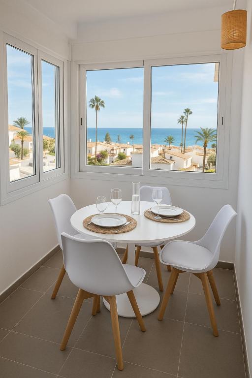 La Cala de Mijas apartment, Sea View, 200m from the beach, close to town - B&B La Cala De Mijas