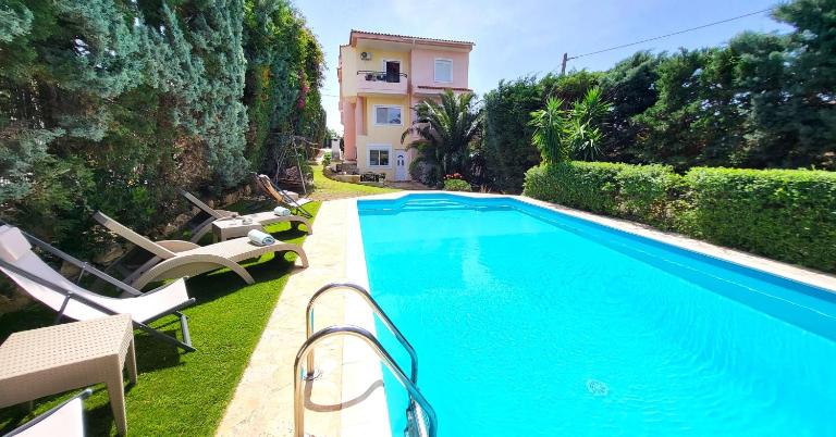 Luxury villa El Verano with private pool - Ferienwohnung Kalývia Thorikoú