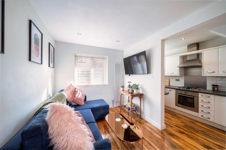 Charming & Central House with Garden and Free Parking - B&B Beverley