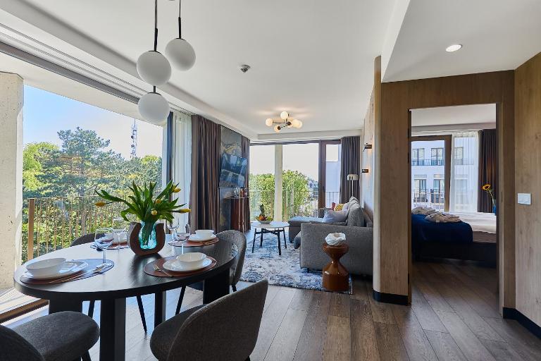 Golden Hour Apartments- Loft H 419 - Ferienwohnung Swinemünde