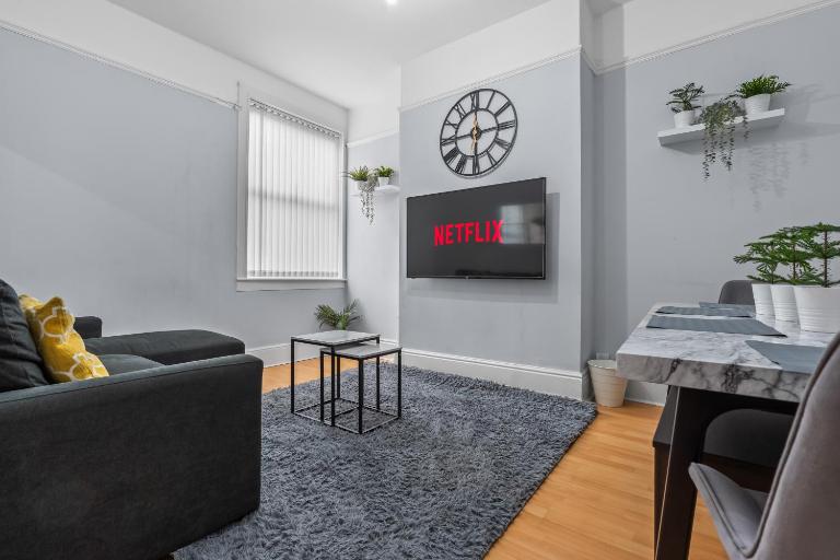 Edgbaston Stadium Nest - B&B Birmingham