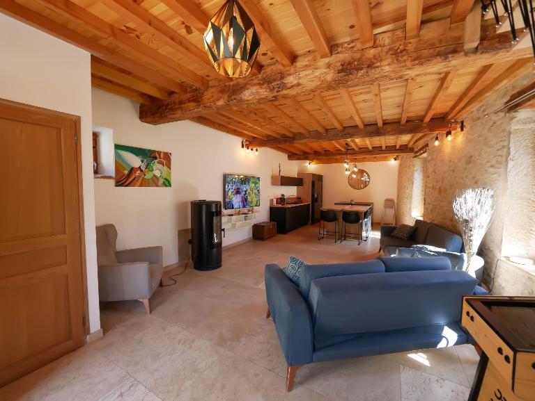 Gite de la Source-maison climatisée - Chambres d'hôtes Vénérieu
