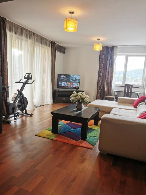 Central Mountain View Apartment - B&B Braşov