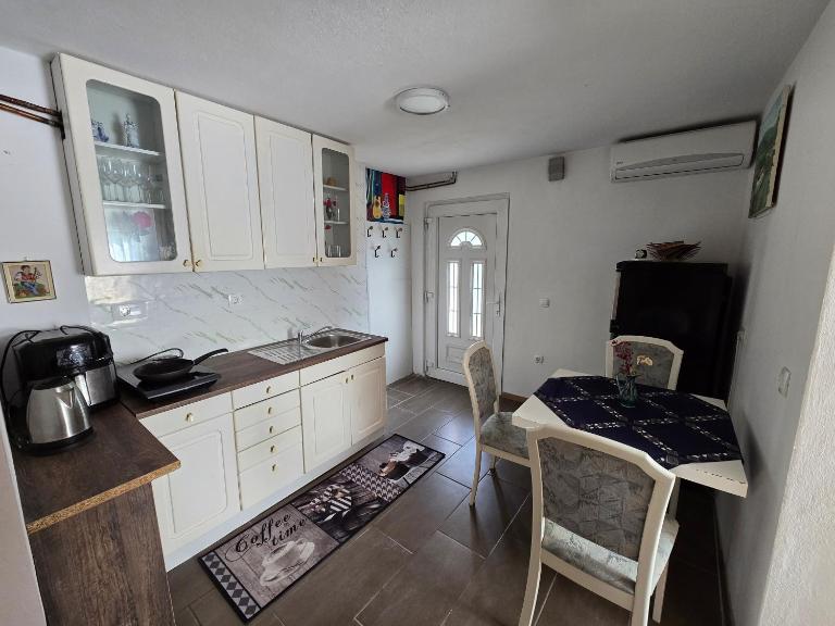 Pri tetki - B&B Kranj