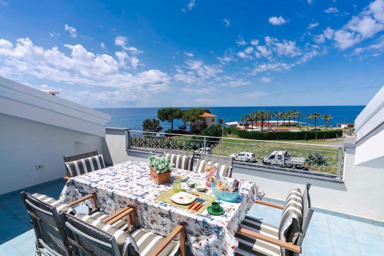 House of Poseidon - Luxury Suite - B&B Diamante