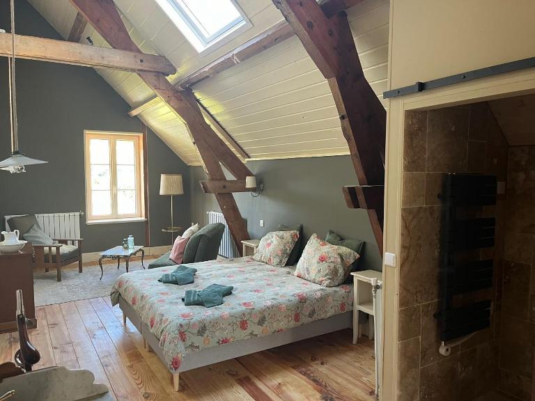 Moulin de Maupoy - B&B Saint-Symphorien-de-Marmagne