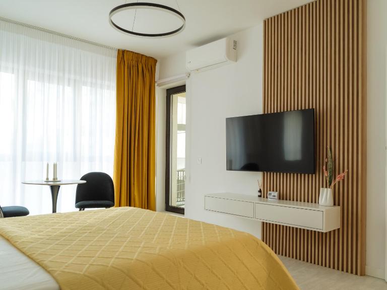 Yellow Charm Plaza Apartment Lujerului - B&B Bucarest