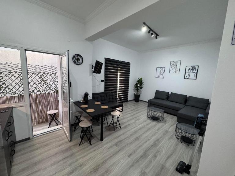 ART Luxury Home - B&B Alexandroupoli