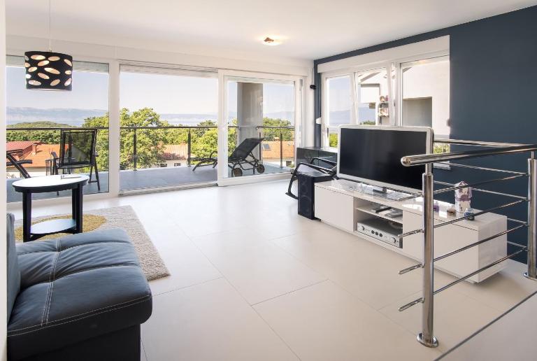 Luxury Spa Apartment Luna - Ferienwohnung Njivice, Krk