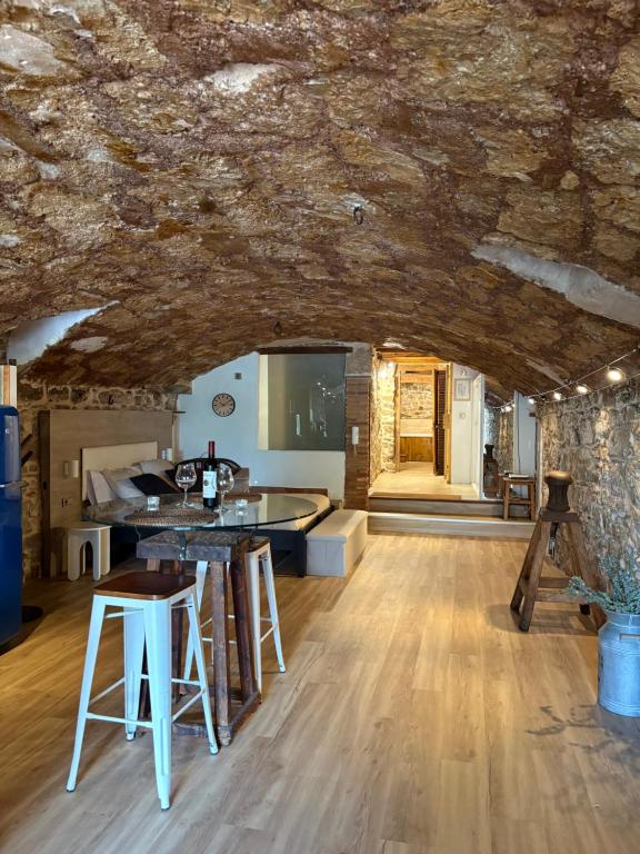 Suíte Sant Sebastià con jacuzzi, sauna y jardín - B&B Moià