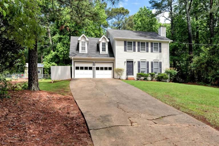 4BR Cozy Family Retreat Near Mall of GA, Near Lake Lanier - Sleeps 10 - Ferienwohnung Suwanee
