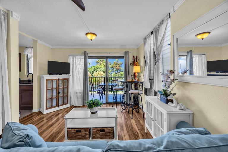 KAC201 Across from the Beach - Cozy Studio with Ocean View - B&B Wailea