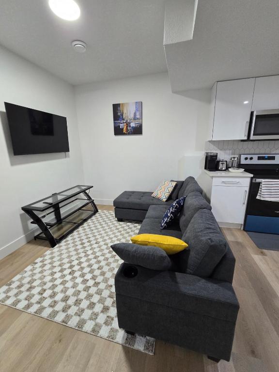 Amazing 2-bedroom house with WiFi in Edmonton - B&B Edmonton
