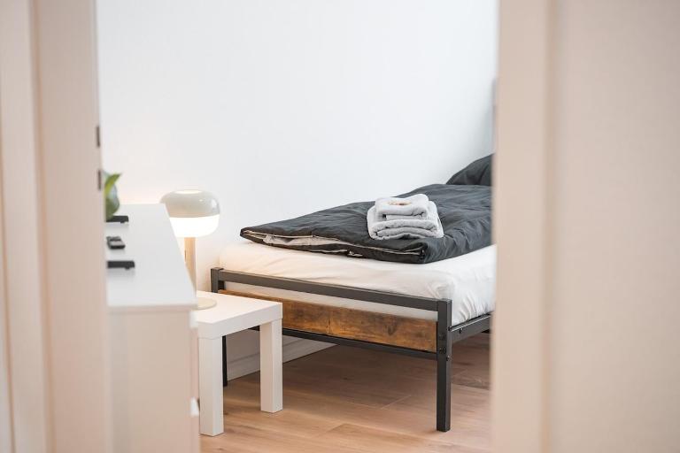 PF02 großes Apartment Innenstadt - NEU Monteurunterkünfte in Pforzheim - LS CrewComfort auch für weitere Unterkünfte - B&B Pforzheim