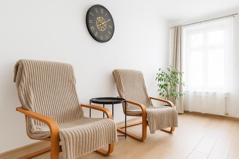 Silent Haven by Grafit - B&B Legnica